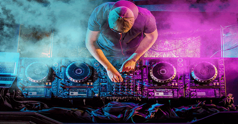 DJ