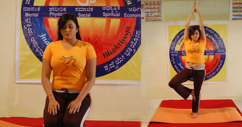 South-Indian-Celebrity-who-practice-yoga-regularly--Namitha